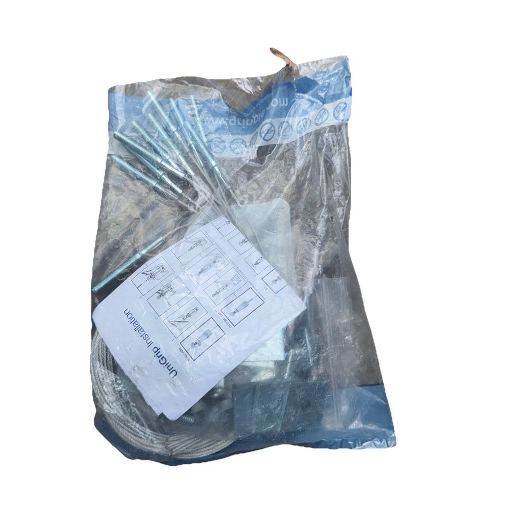 Gripple UG 2-CN-S 3/8G-5Ft, DaveyDooDeals – a bag of plastic bags with a white label