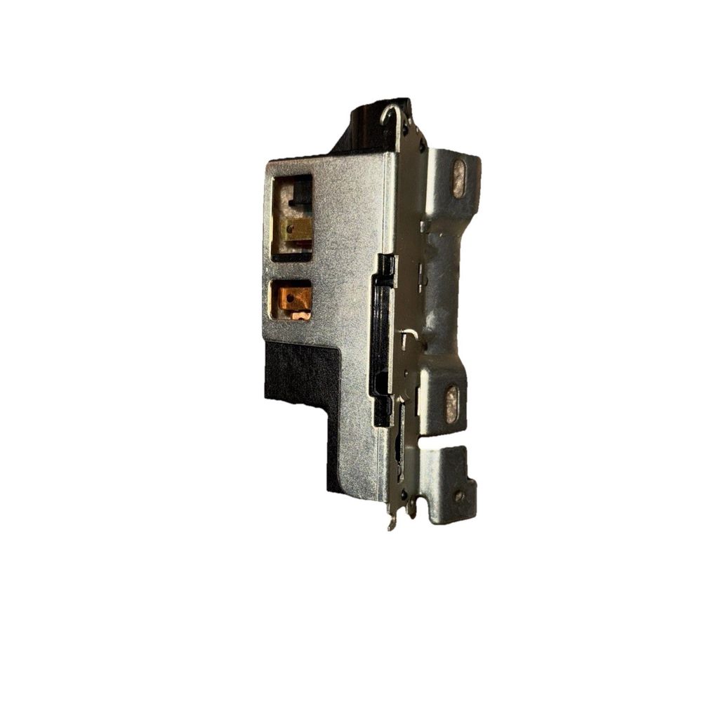 US105 Standard Ignition Starter Switch Body Switch & Relay – a close up of a door lock