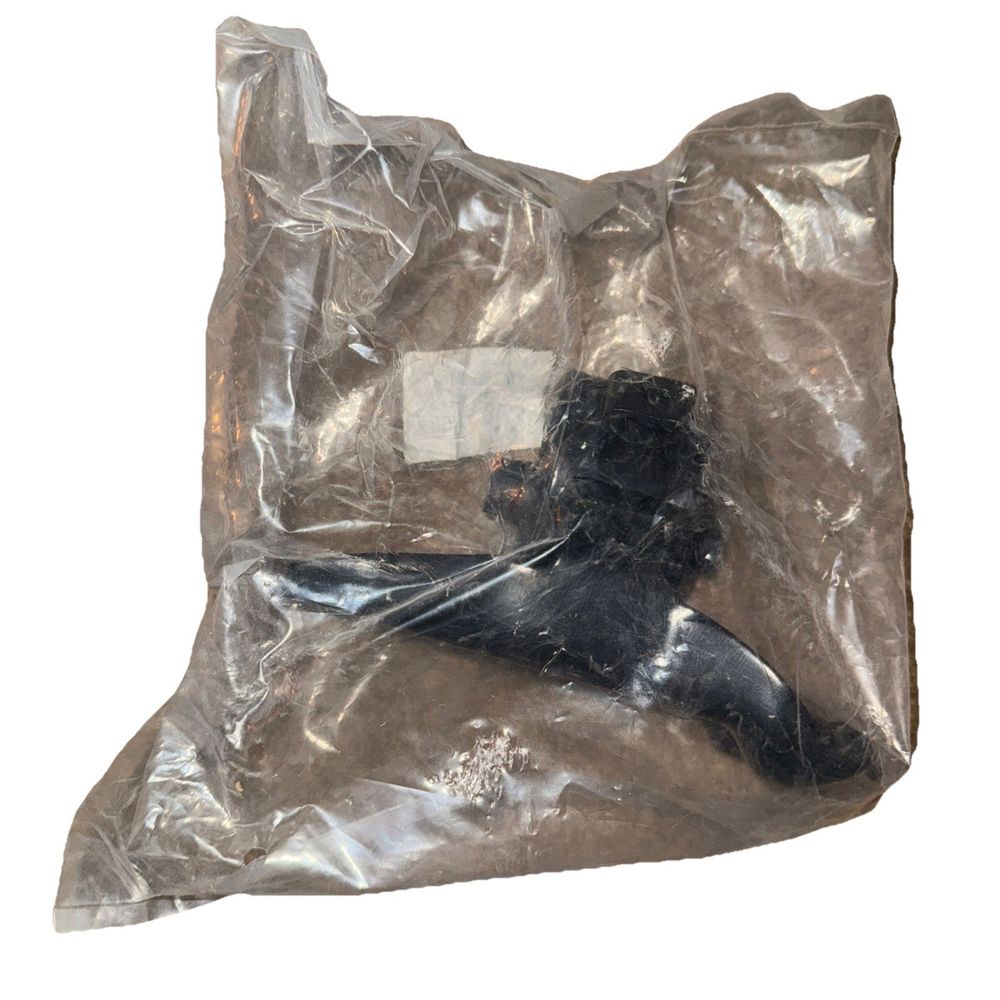 Left Transmission Mount 1PC for Toyota Corolla 97-93 L4-1.6L 12372-02060, Unbranded – a plastic bag with a stuffed bear inside