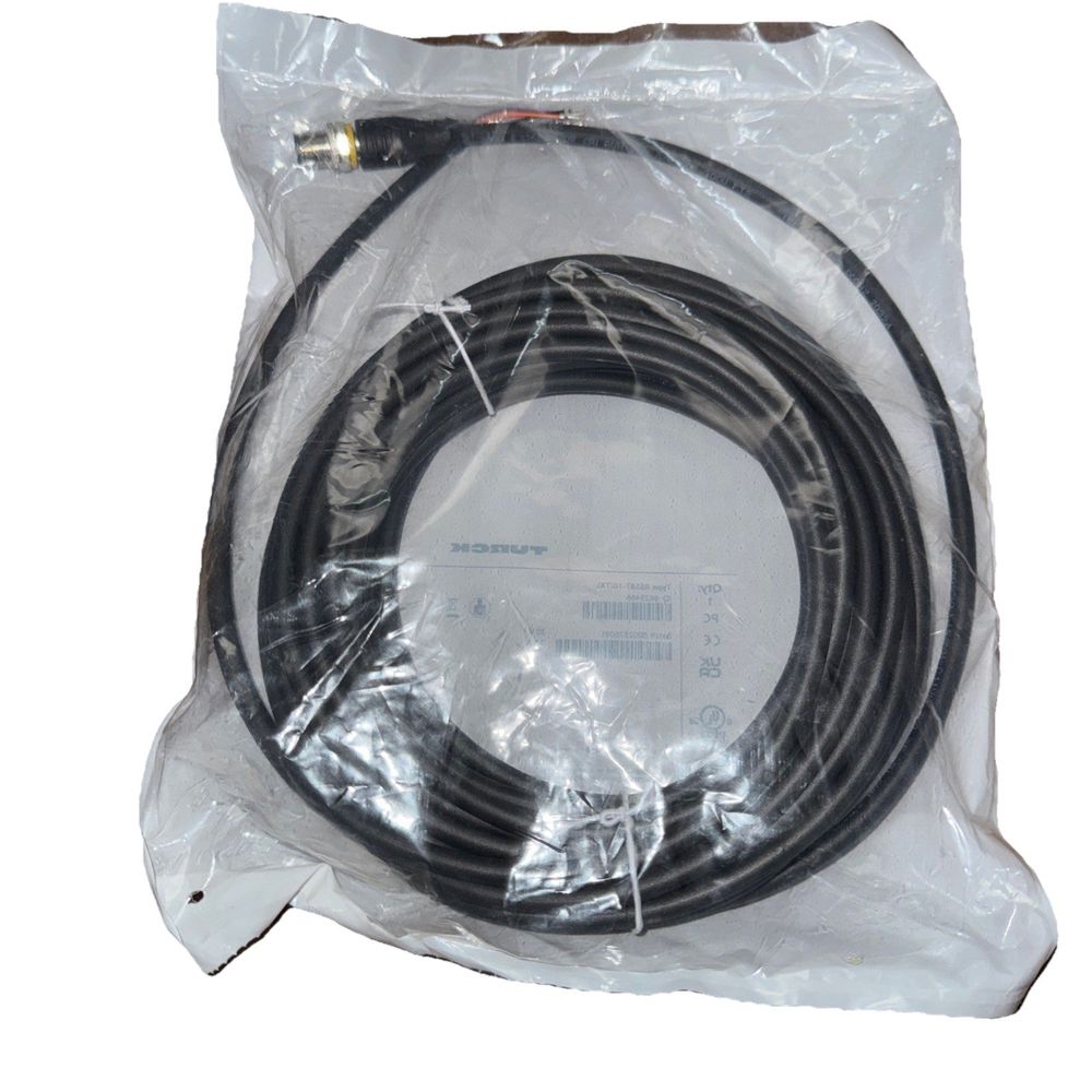 RSS8T-10/TXL Actuator and Sensor Cable, PUR Turck – a black cable with a white background
