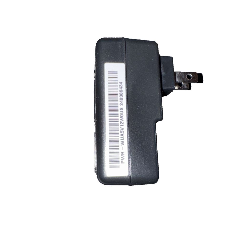Zebra PWR-WUA5V12W0EU mobile device charger, DaveyDooDeals – a black car key with a barcode on it
