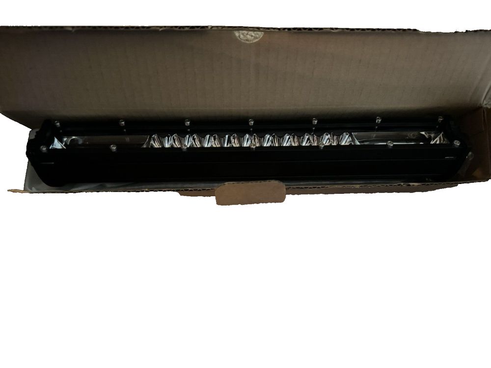 12 Inch Slim Light Bar 120W 10000lm Combo Beam Offroad Driving Fog Lights Water, Unbranded – a black box with a light inside