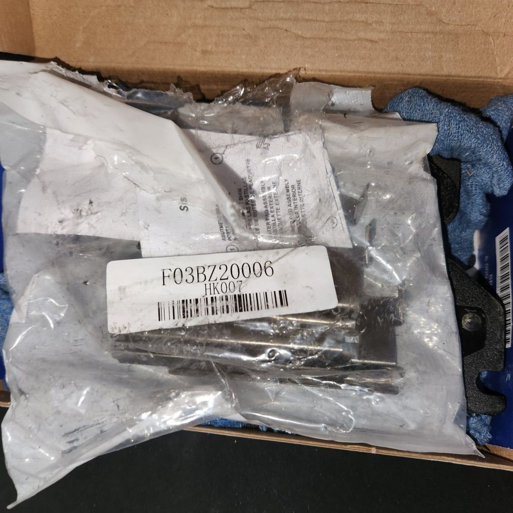 BOSCH BE785H Blue Ceramic Disc Brake Pad Set With Hardware – a box of blue and white socks