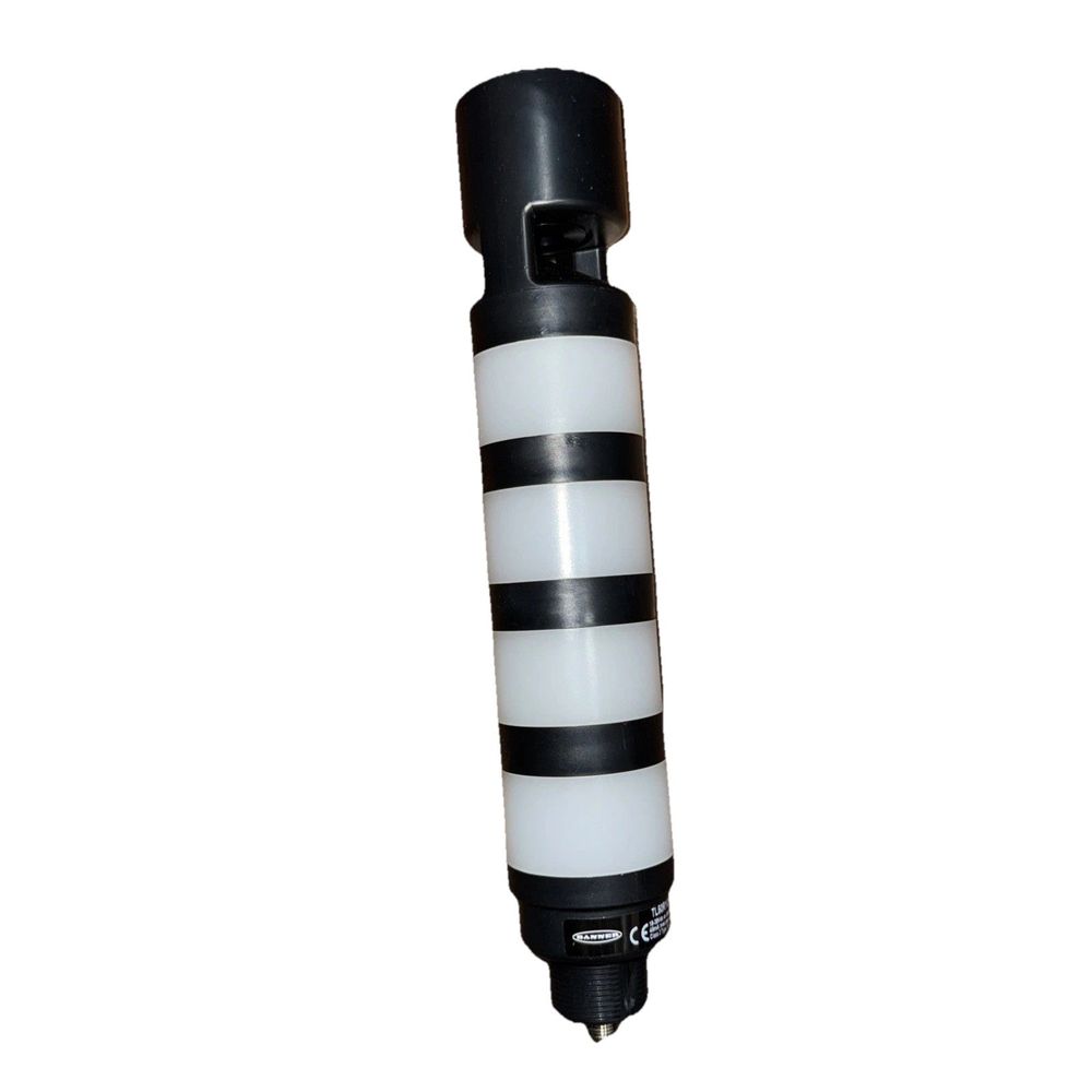 TL50RYGBAOSQ Tower Light: 4-Color Sealed Banner Engineering – a black and white light pole with a white light