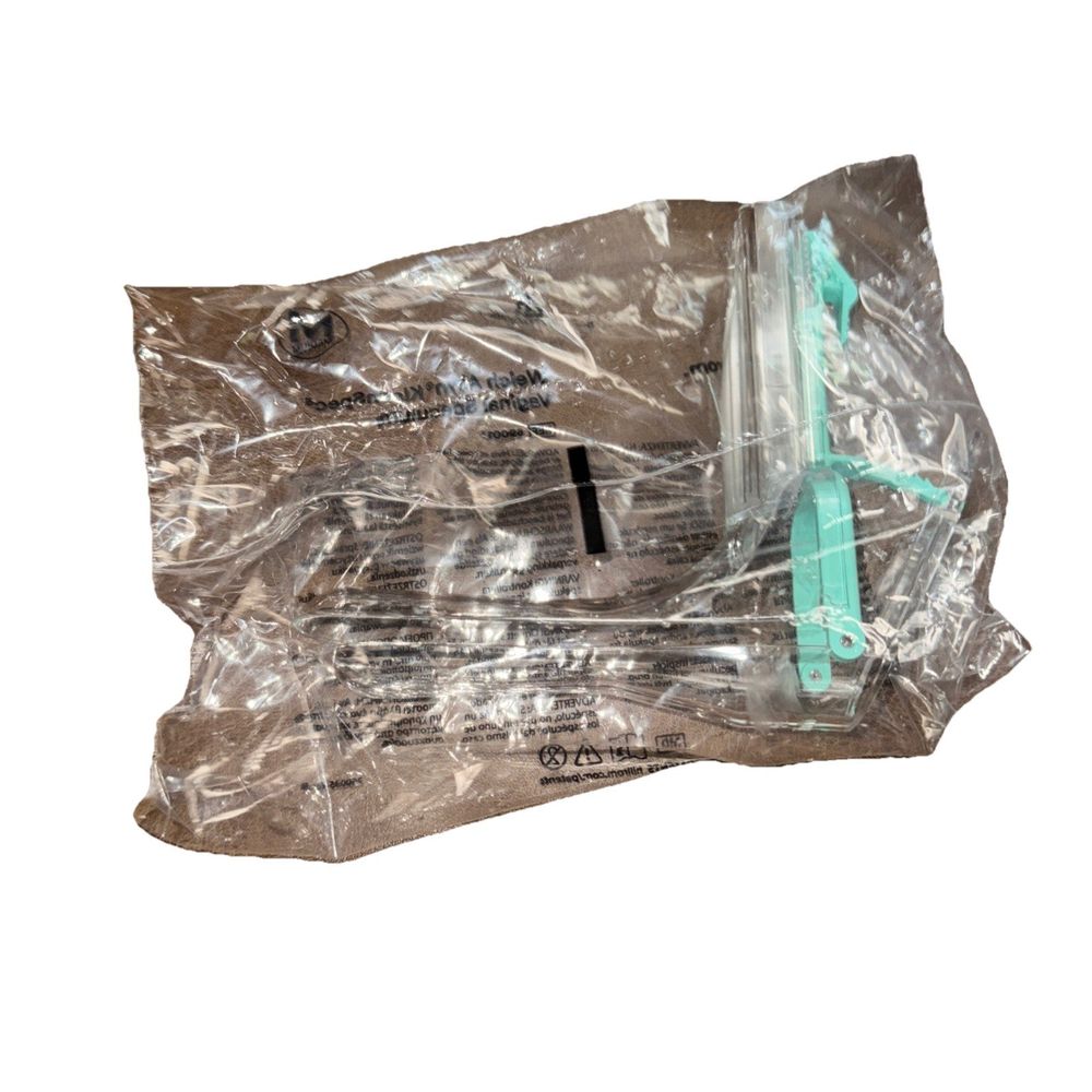 Welch Allyn Kleenspec Speculum Ref 59001 SINGLE USE – a plastic bag with a green handle
