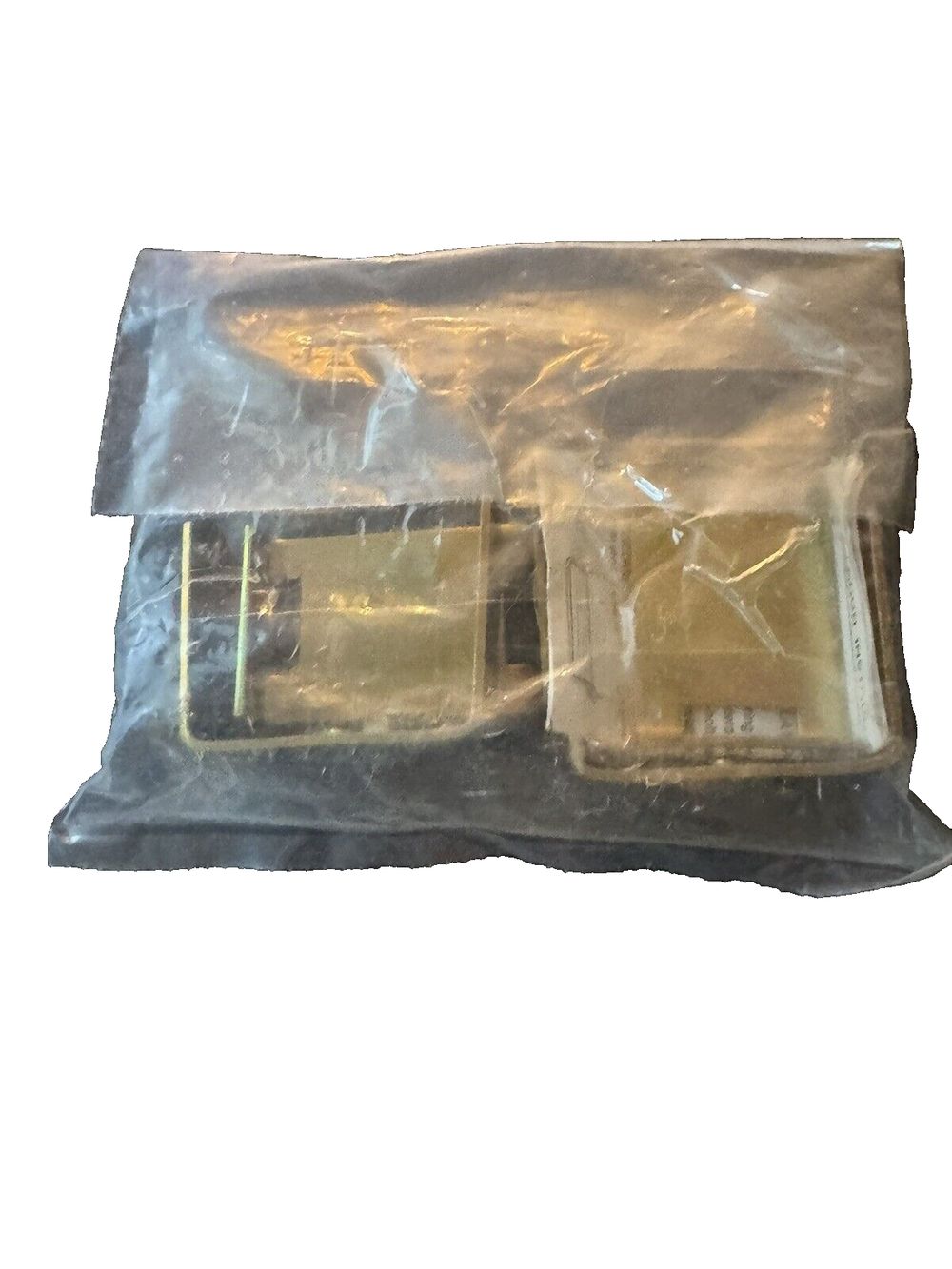 Rancho RS8131 Spring Clip – a plastic bag with a small piece of plastic