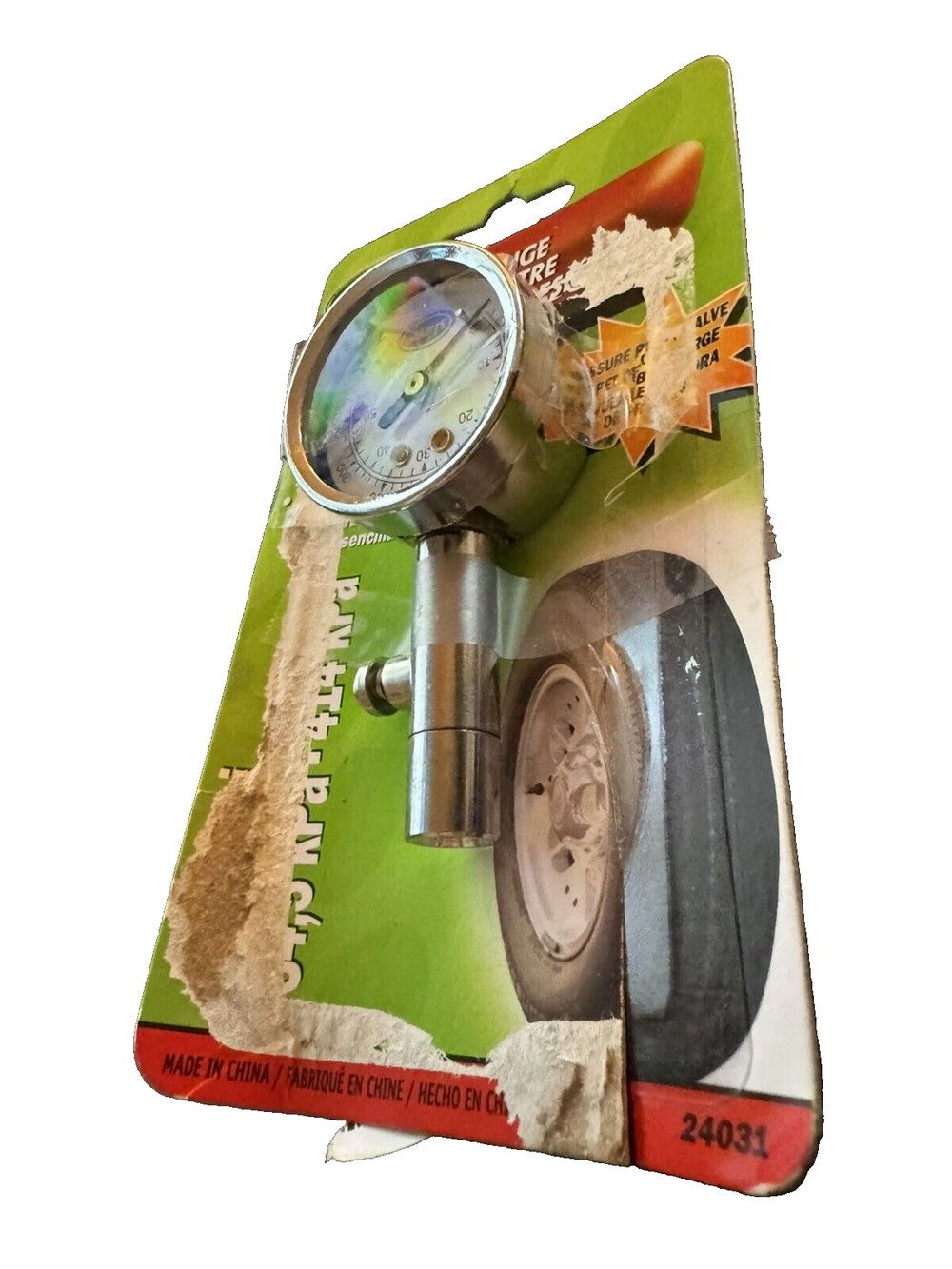 Slime 24031 5-60 PSI Dial Gauge with Bleeder Valve, DaveyDooDeals – a picture of a car tire with a magni