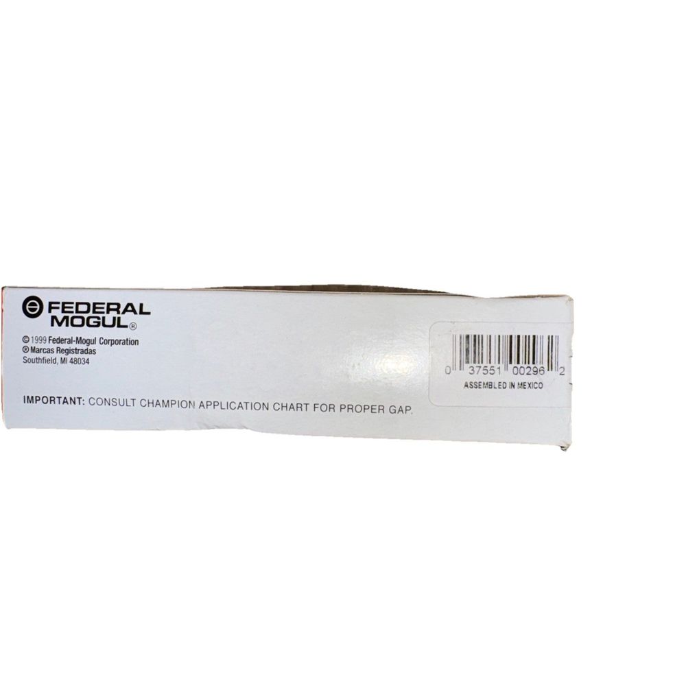 ED89D 505 CHAMPION Industrial Spark Plug, Federal Mogul – a white box of paper with a black stripe