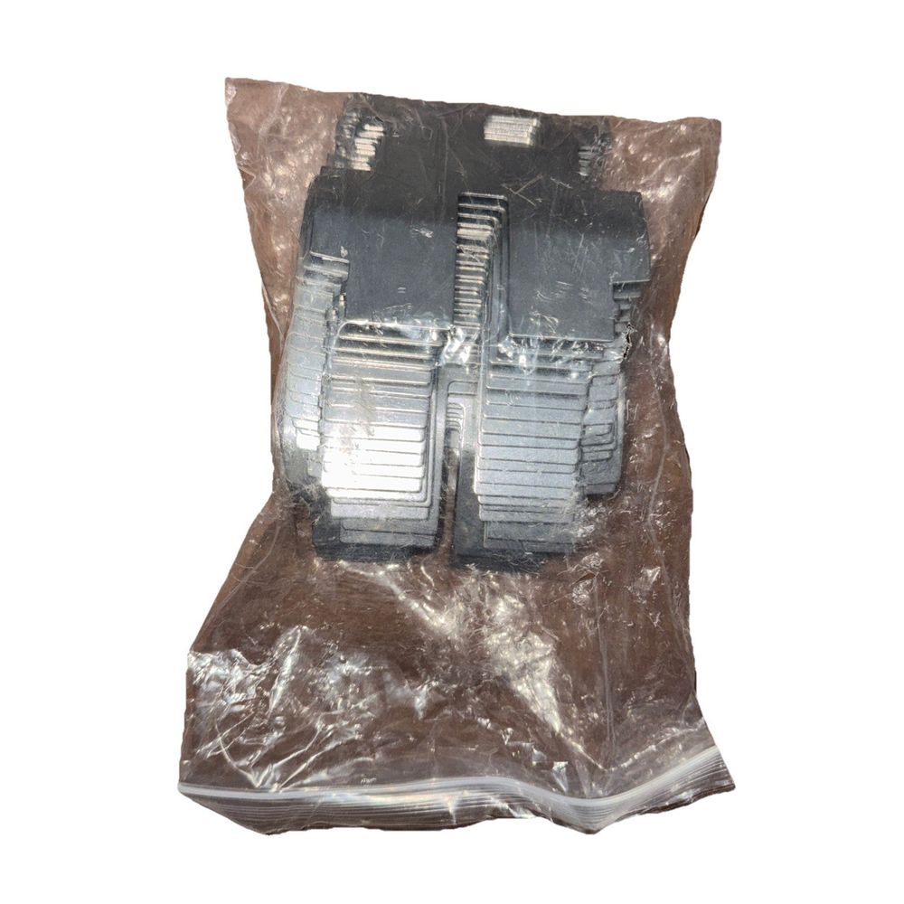 E555018LG Upper Tape Guide 25 Pack, Unbranded – a bag of plastic material