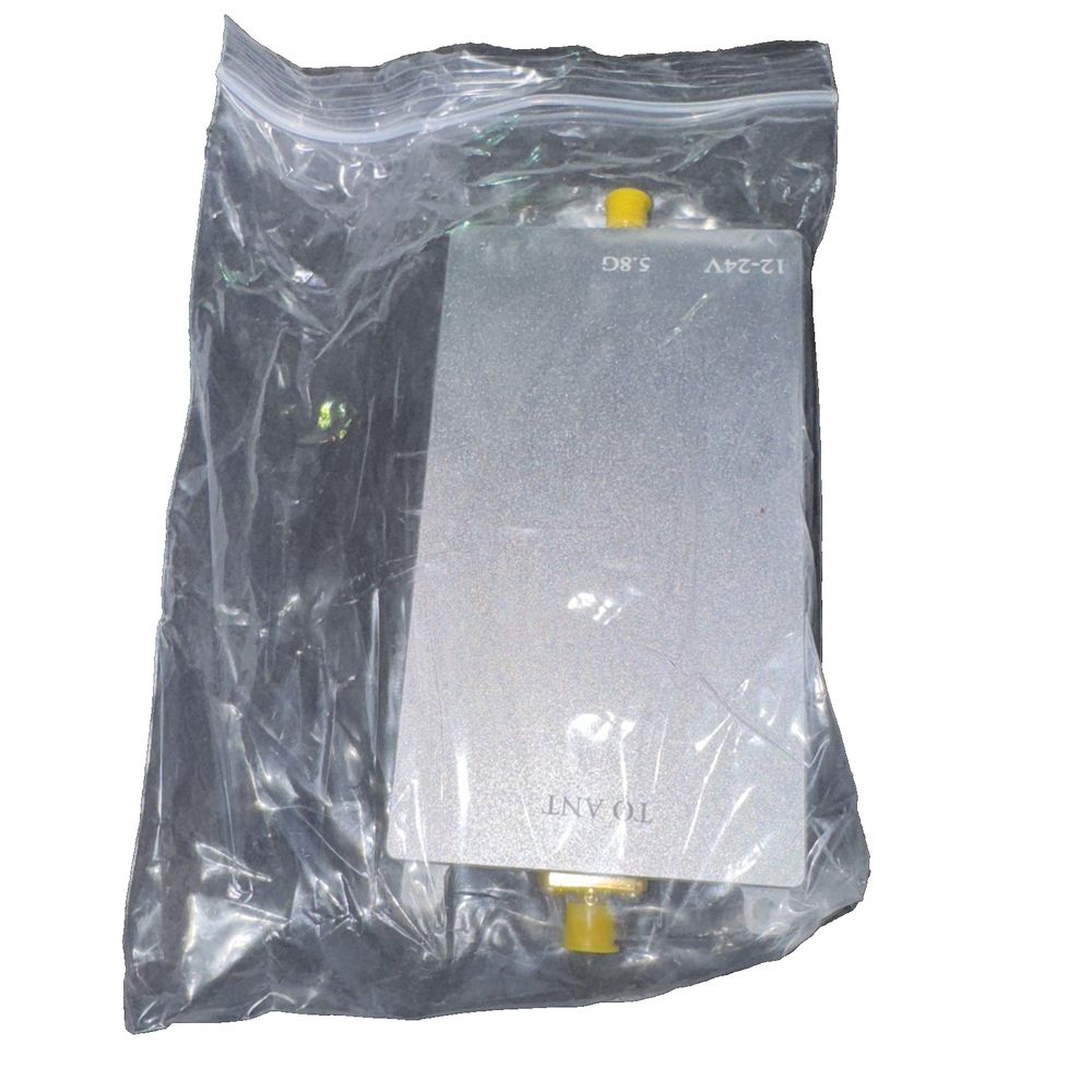 EDUP EP-AB043 5.8GHz 20W Signal Booster Hotsale Model Drone Extender Signal Boos, Unbranded – a white plastic bag with a yellow handle