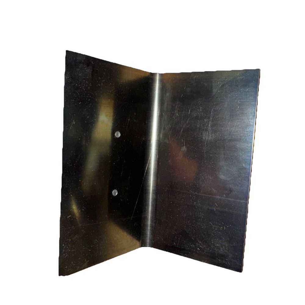 Concrete Curb Tool 9 X 5 X 5 Nose Tool 1/2 Radius Marshall Town, Marshalltown – a black metal plate with a hole in the middle