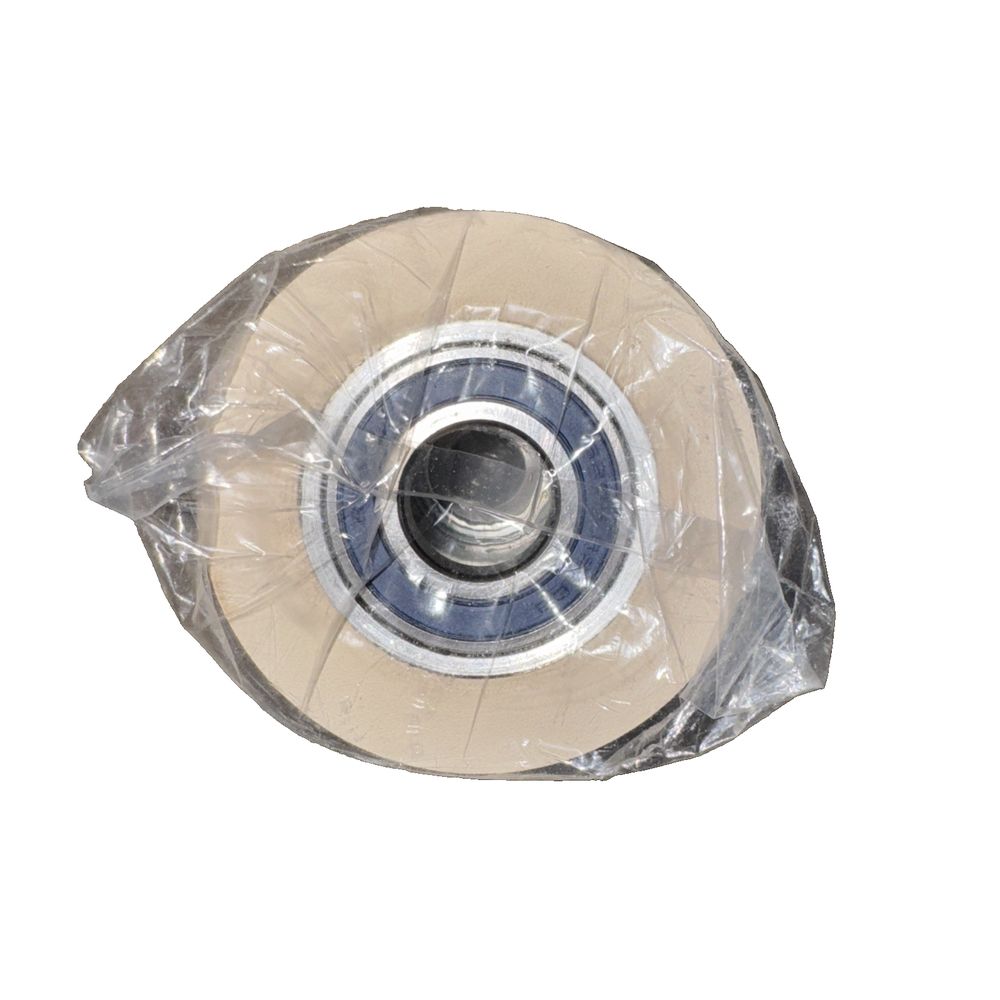 RC 11940-15W-LG-Form Roll 3.75 x 5.25 x 2.625 RollerCoat Industries – a clear plastic tape on a white background