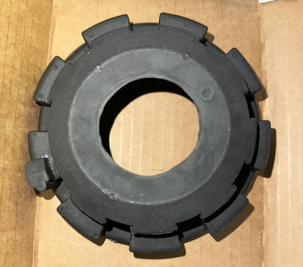 MOOG K160041 Coil Spring Insulator for Jeep Grand Cherokee – a black plastic ring on a cardboard box