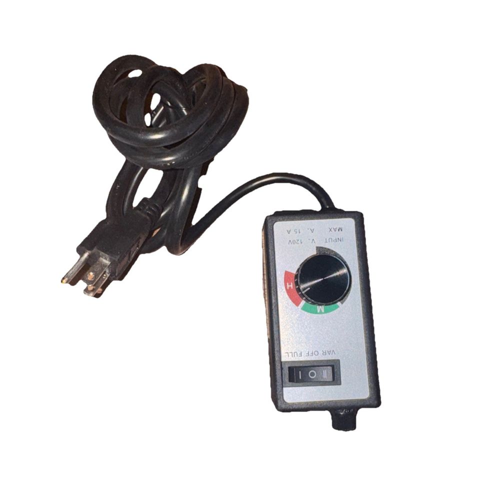 Yosoo Health Gear Fan Speed Controller Switch – a digital meter with a cable attached to it