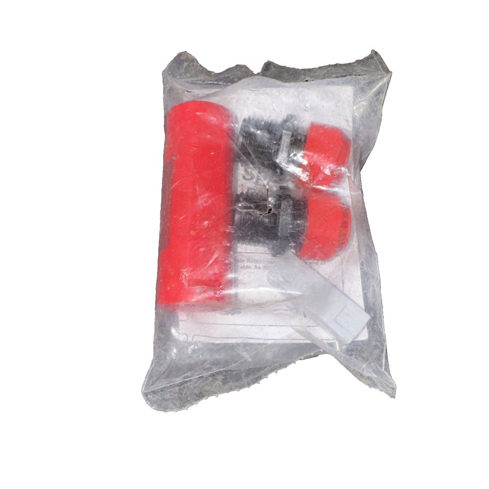 Redgear Splice Kit RG1126 – a red and black plastic bag with a small plastic bag