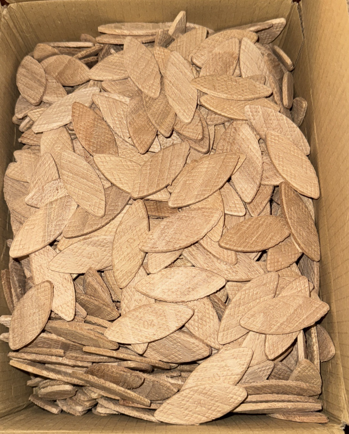 1000 QTY! BULK LOT- Richelieu Wood Spline Biscuits #20 29/32" W x 2-3/8" L 90020
