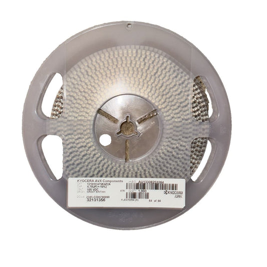 KYOCERA AVX 12101C475K4Z2A 1000 Pack Roll – a white plastic reel with a white plastic disc
