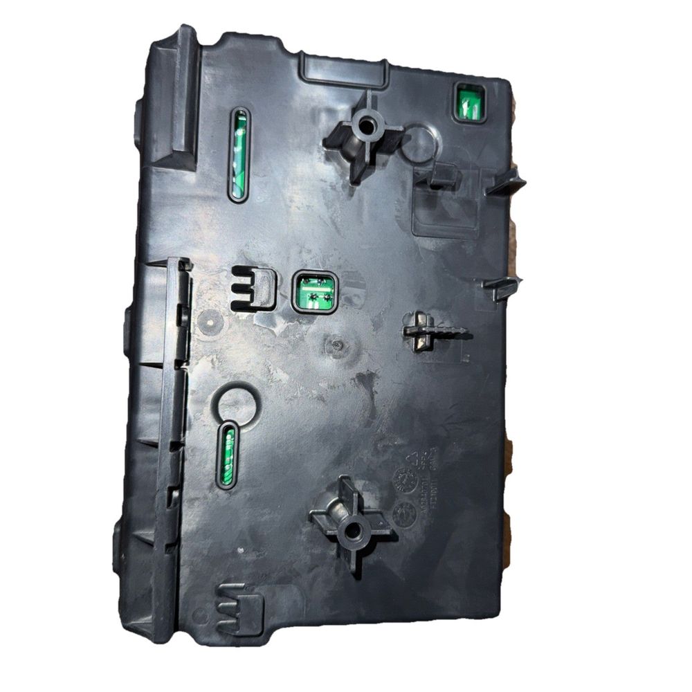 Genuine Washer Control Board 914914060, Unbranded – a black plastic door with green buttons