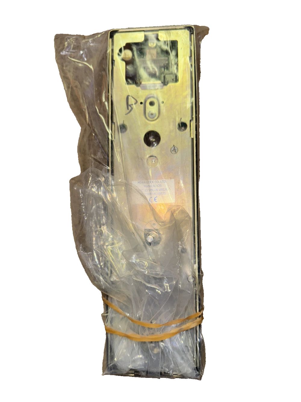 MIWA ALV2 SLIM TYPE RFID LOCK SYSTEM – a piece of plastic wrapped in plastic