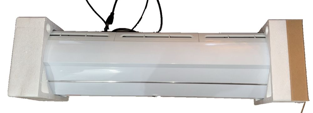VEVOR AIR CURTAIN. 36” (264) – a white light fixture with a cord