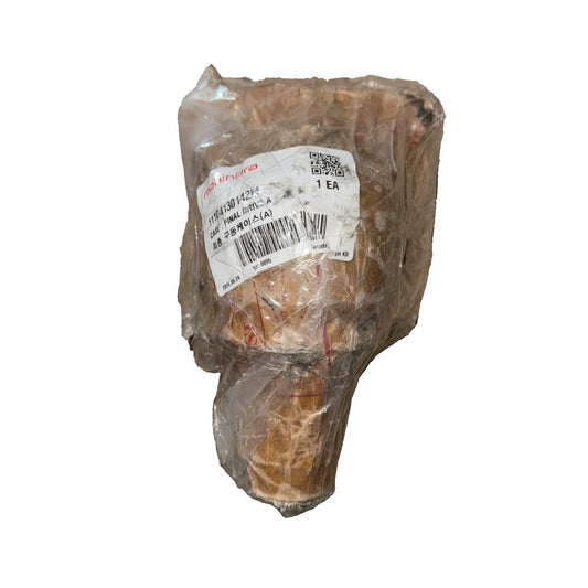 11104130142M – CASE, FINAL DRIVE A Mahindra, DaveyDooDeals – a bag of meat on a white background