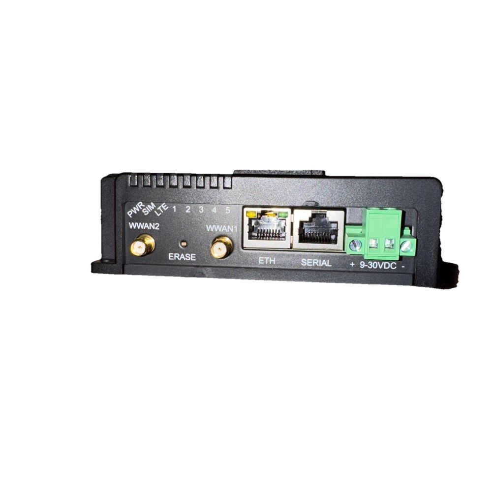 Digi IX10 Industrial Cellular Router – the back panel of the ras board