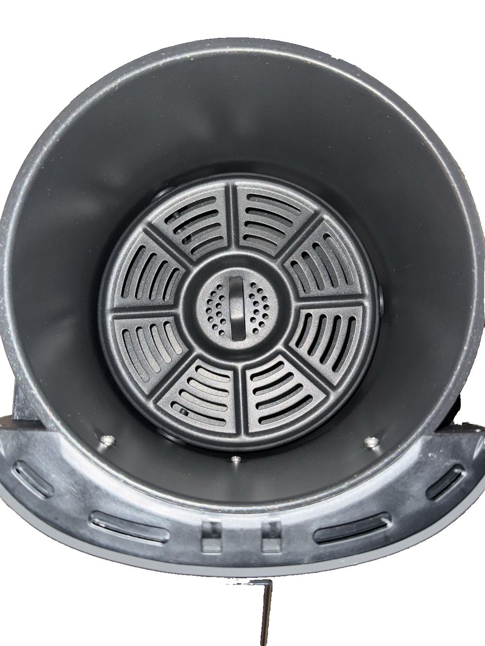 NINJA FRYER XL 5.5 QT – a black speaker with a white background