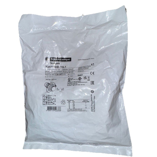 XS4P18AB110L1 Telemecanique Sensors – a bag of white plastic bags