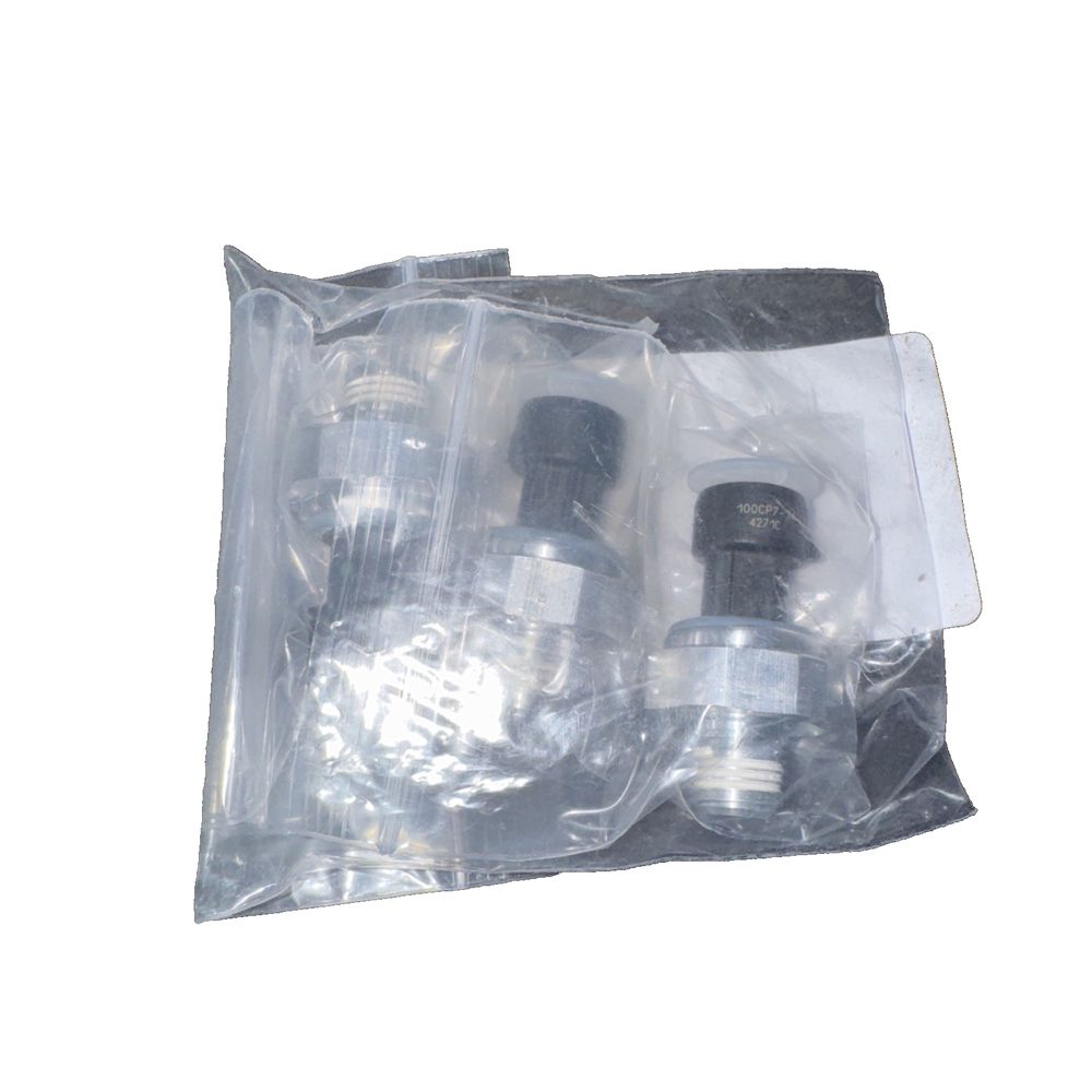 FPE - Forklift PRESSURE SENDER OIL 2.4L Z33001415 HACUS Aftermarket 3 Pack, DaveyDooDeals – a clear plastic bag with two bottles and a smal…
