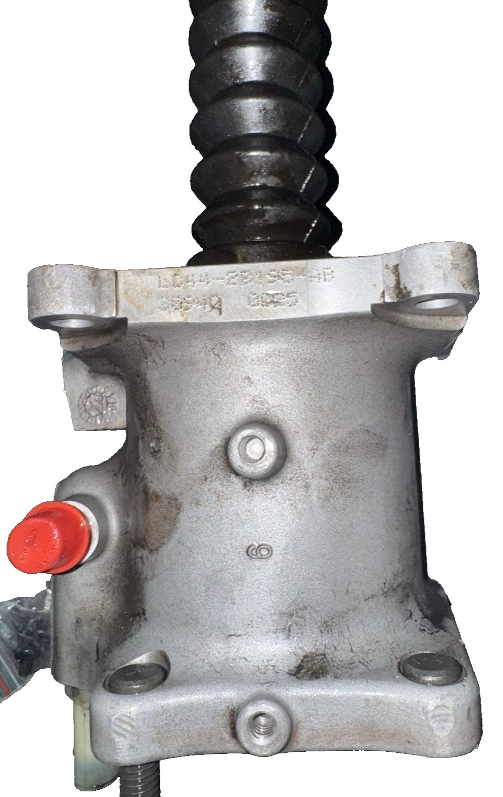 0204745907 | Genuine International® Hydromax Brake Cylinder Pump – a hydraulic valve with a red knob