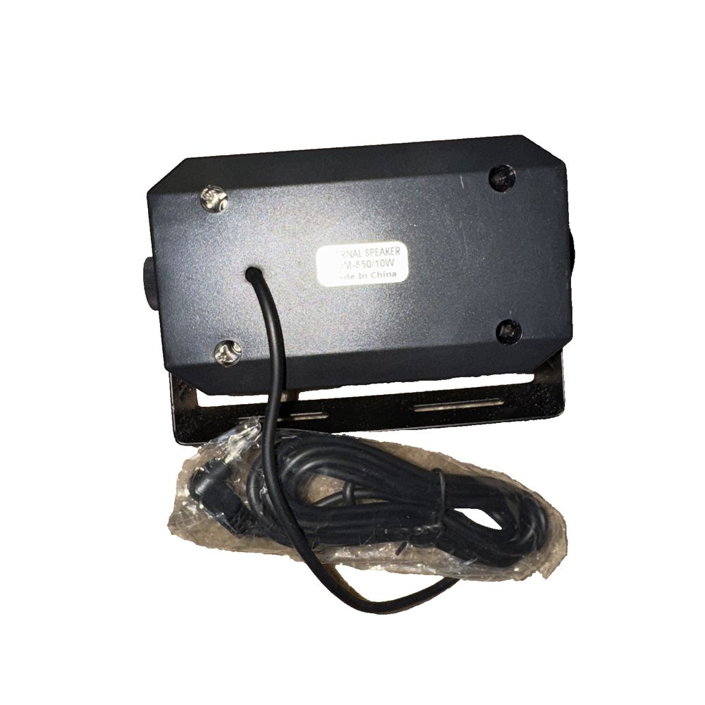 CDM-550/10W External Speaker, Unbranded – a black box with a cable connected to it