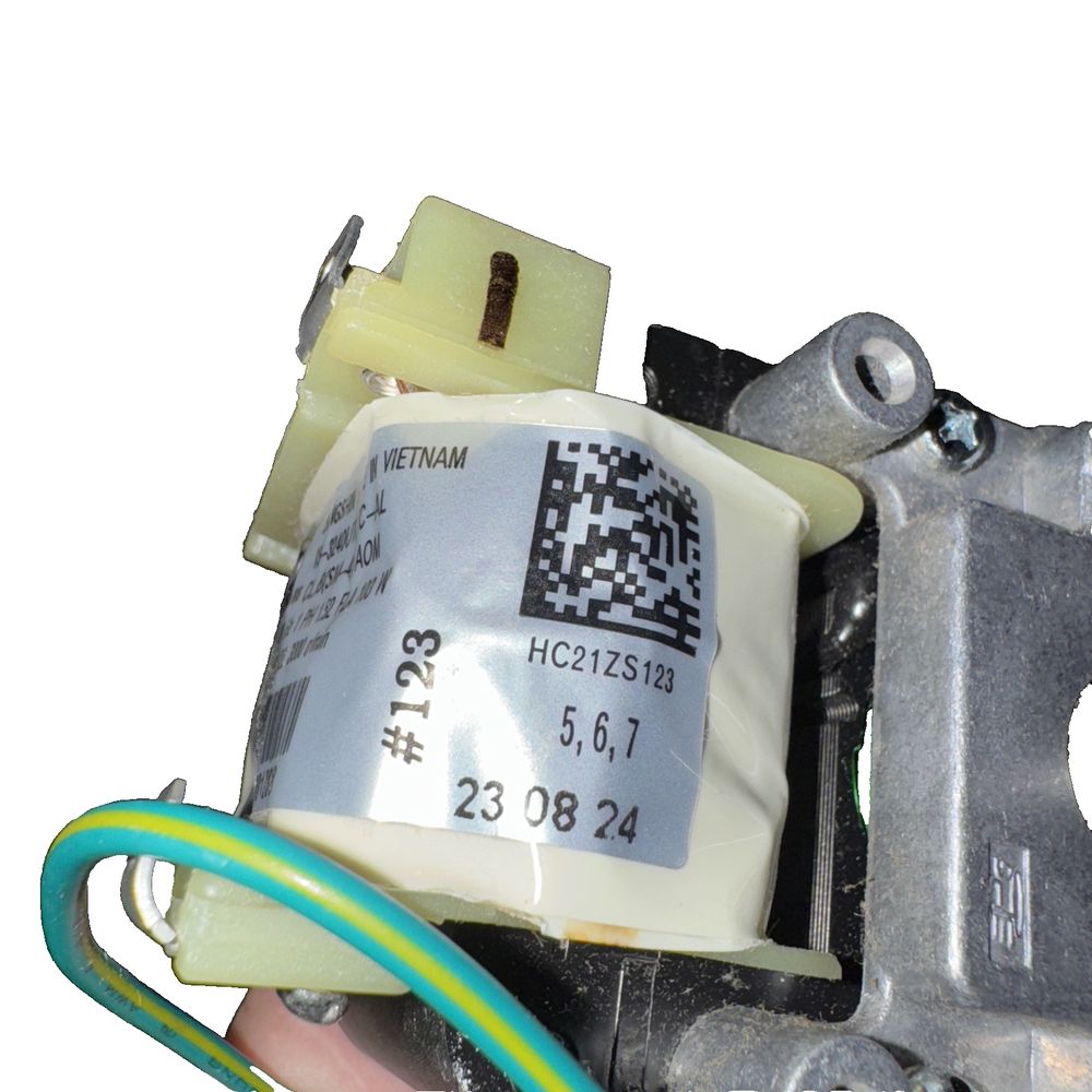 IS-3240UTCFC-AL - Upgraded Furnace Exhaust Draft Inducer Motor Fits SPG, Unbranded – a person holding a small device with a small device