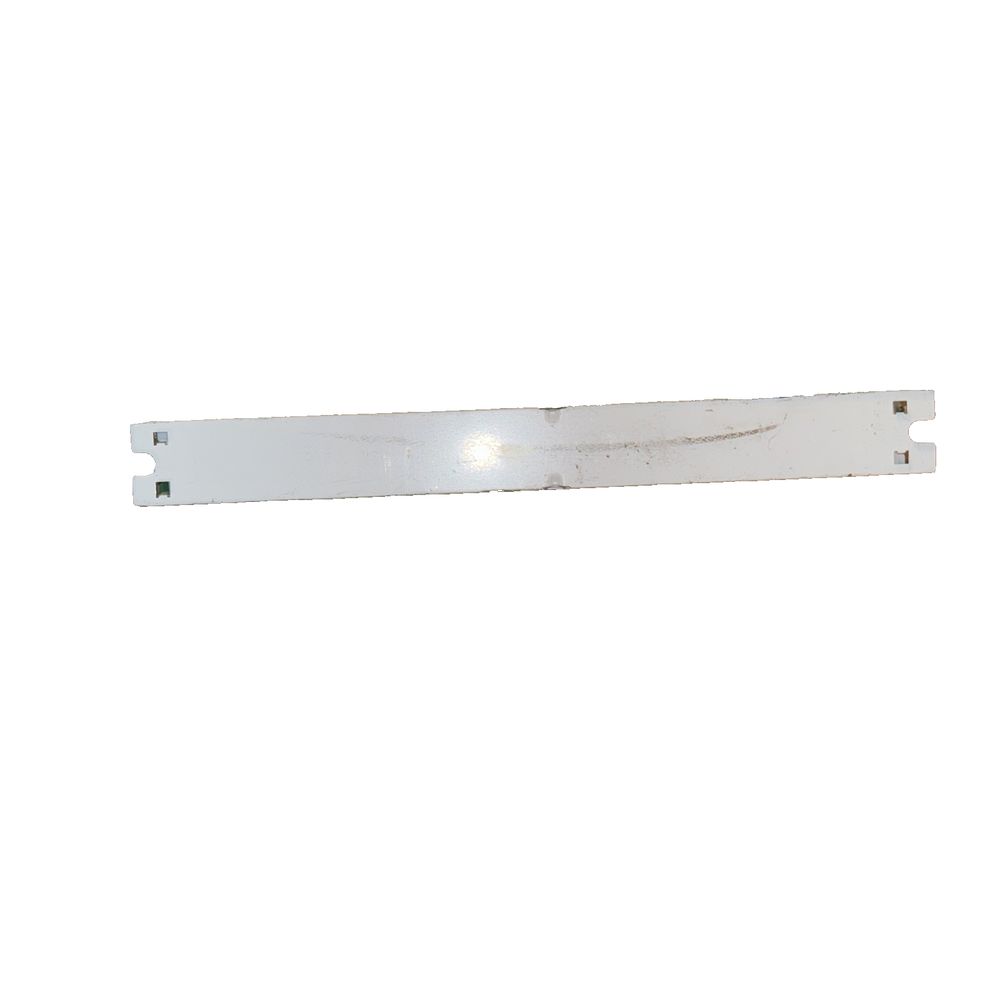 Advance LED Electronic DRIVER X1050C150v054BST4 – a white light fixture with a white background