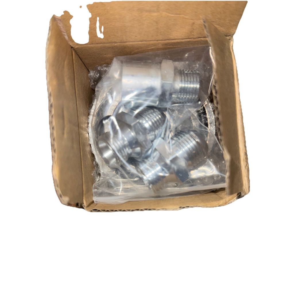 New Condition Sandwich Oil Cooler Adapter Plate with Thermostat SW7, Unbranded – a box of screws and nuts