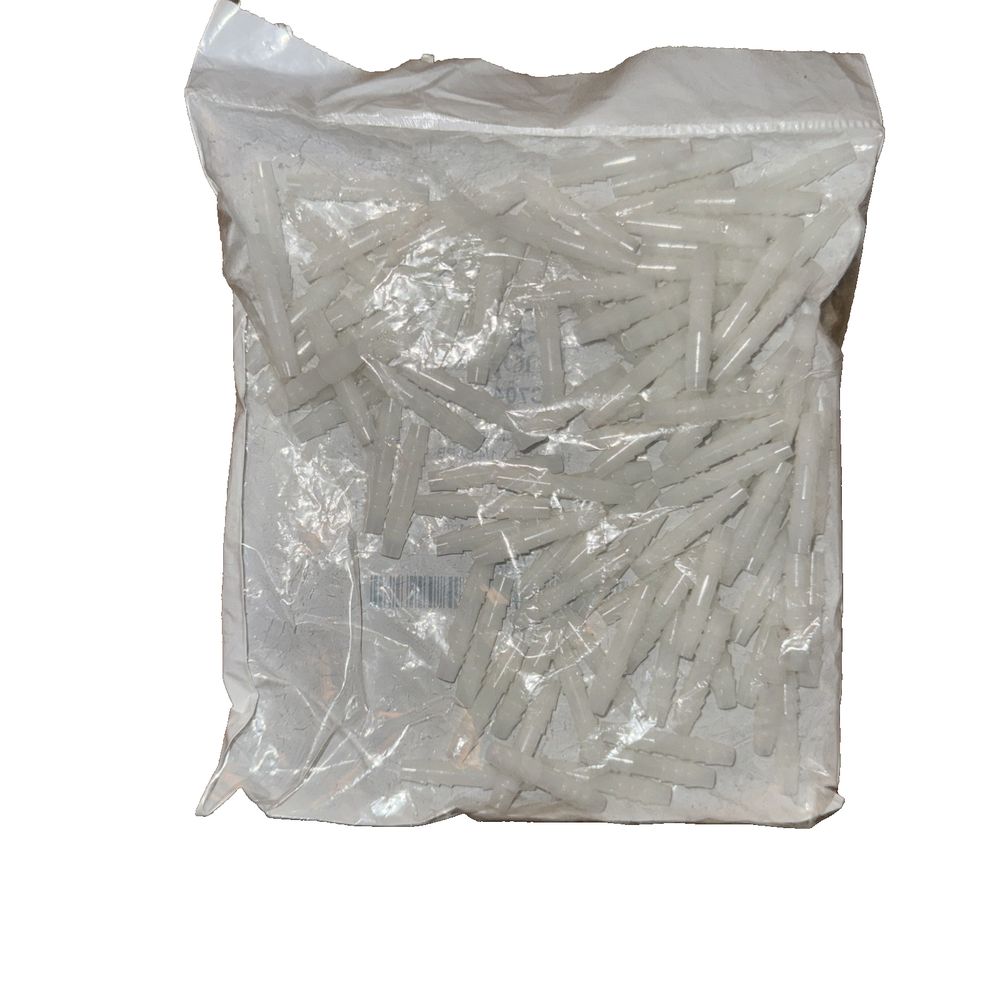 TC7044/N Thogus Products | MULTI-BARB INSERT FITTING – a bag of white plastic staples