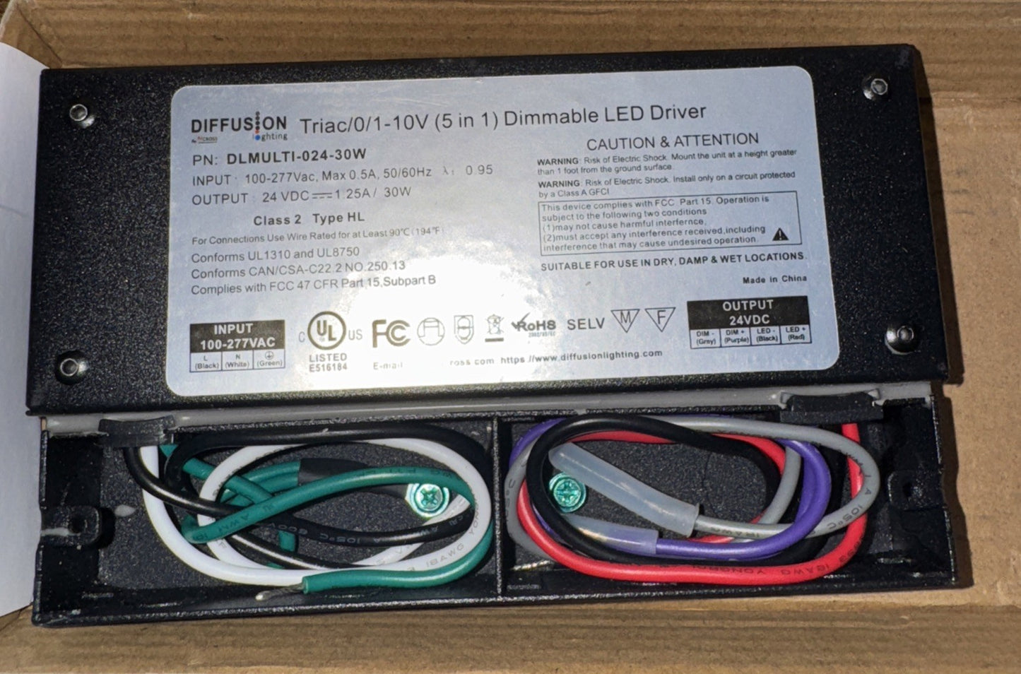 Diffusion Triac/0/1-10V 5-in-1 DImmable LED Driver DLMULTI-024-30W