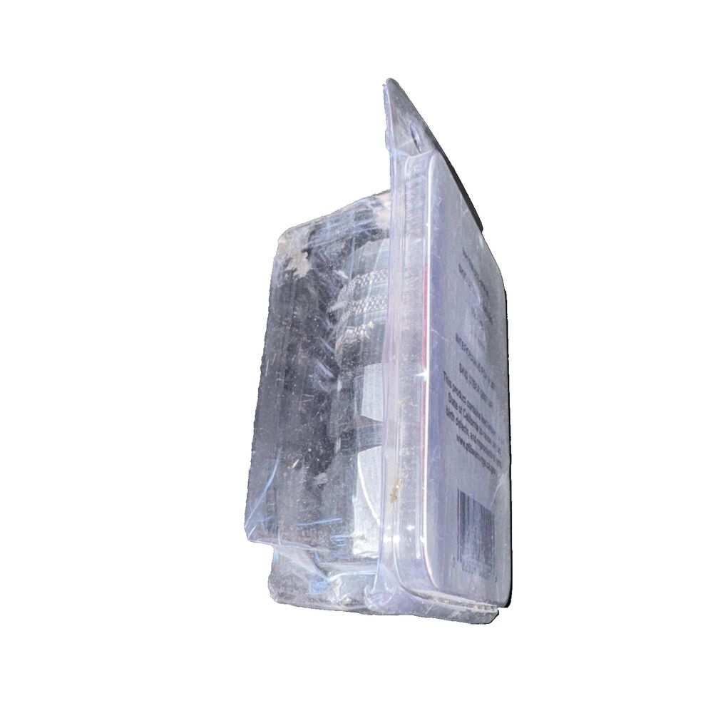 Pioneer Skid Steer Coupling VPFEM-501-8FP-NL 3625PSI 1-2" NPT for 2001-& UP – a clear plastic bag with a white background