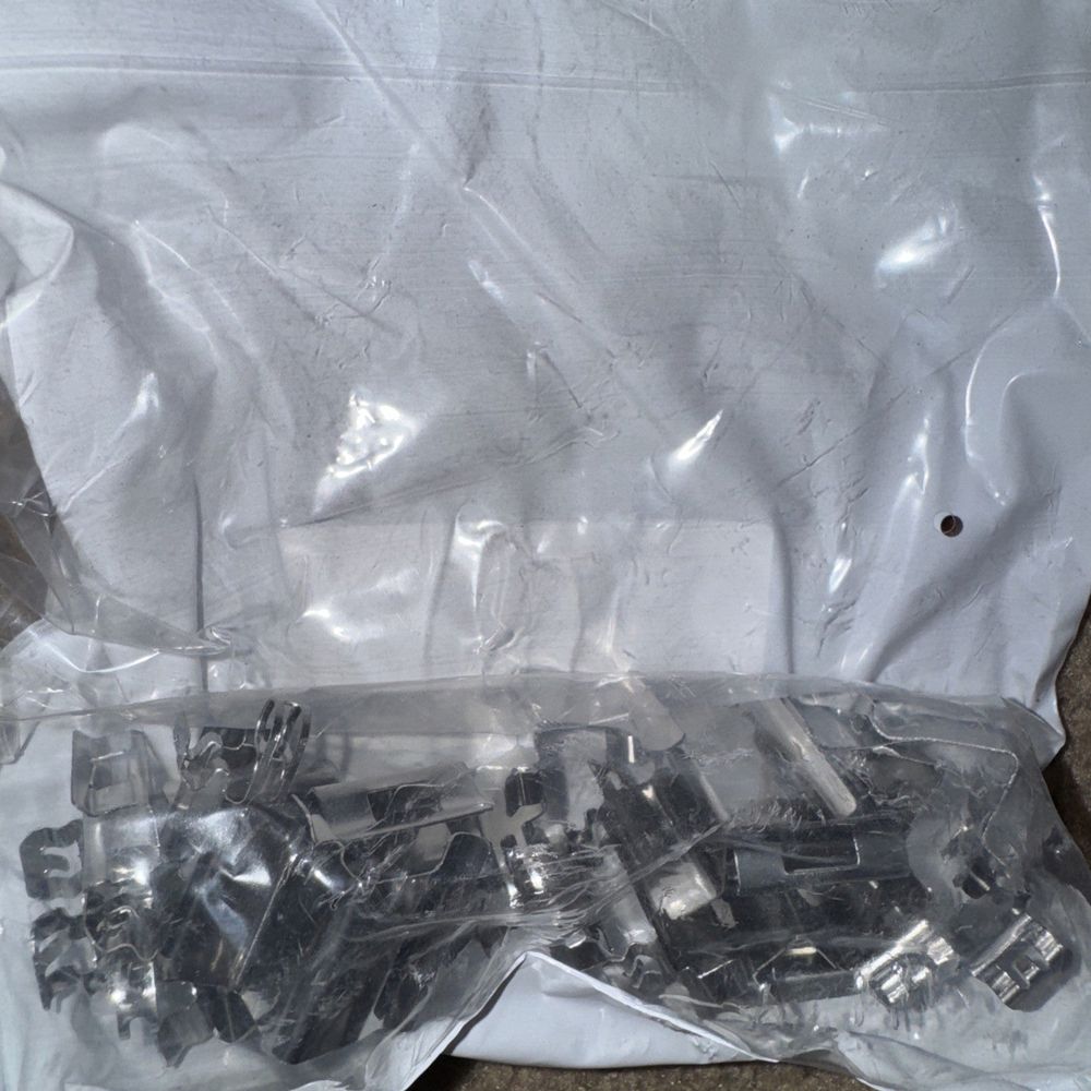 D1734 Advanced Brakes Carbon Ceramic, Max – a bag of screws on a carpet