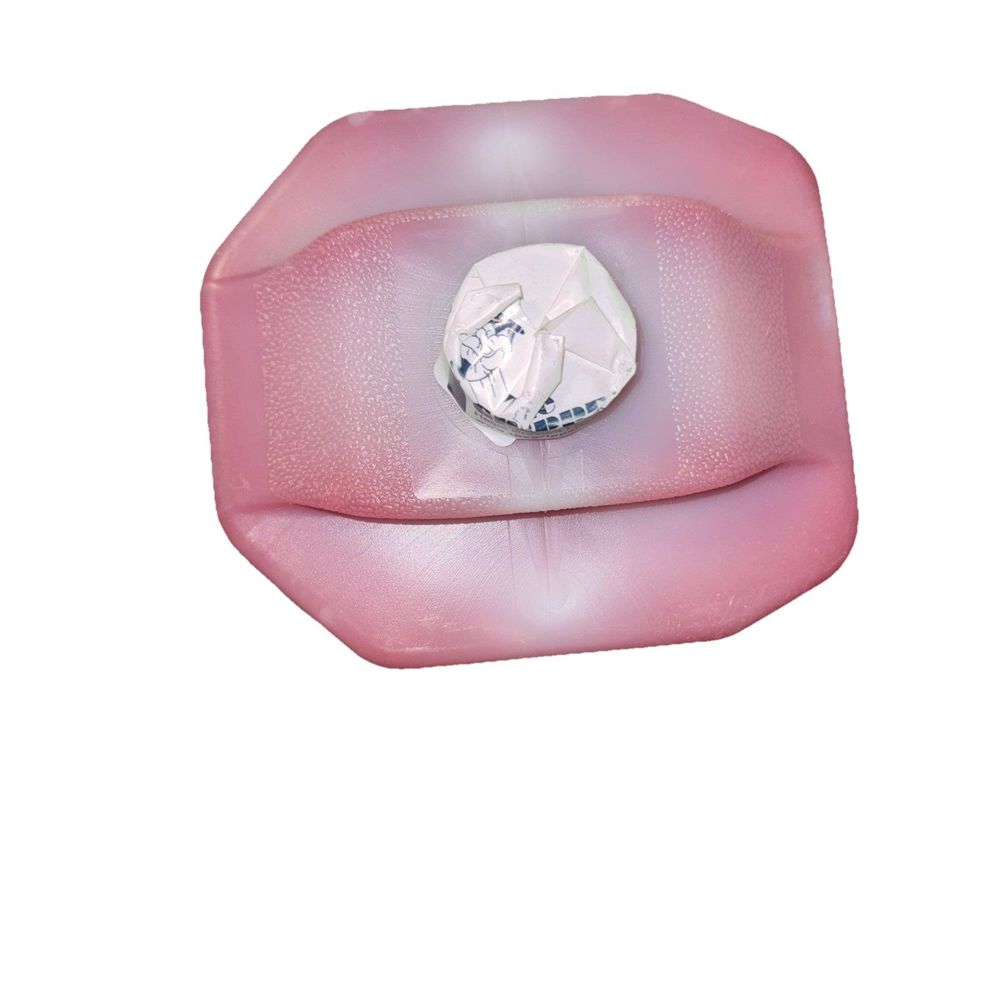 Zep Cherry Bomb 1 US Gal - Refill Only – a pink ring with a diamond in it