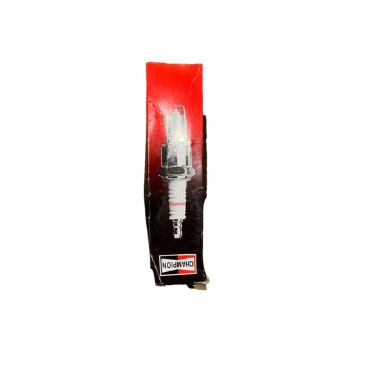 ED89D 505 CHAMPION Industrial Spark Plug, Federal Mogul – a red and black light bulb on a white background