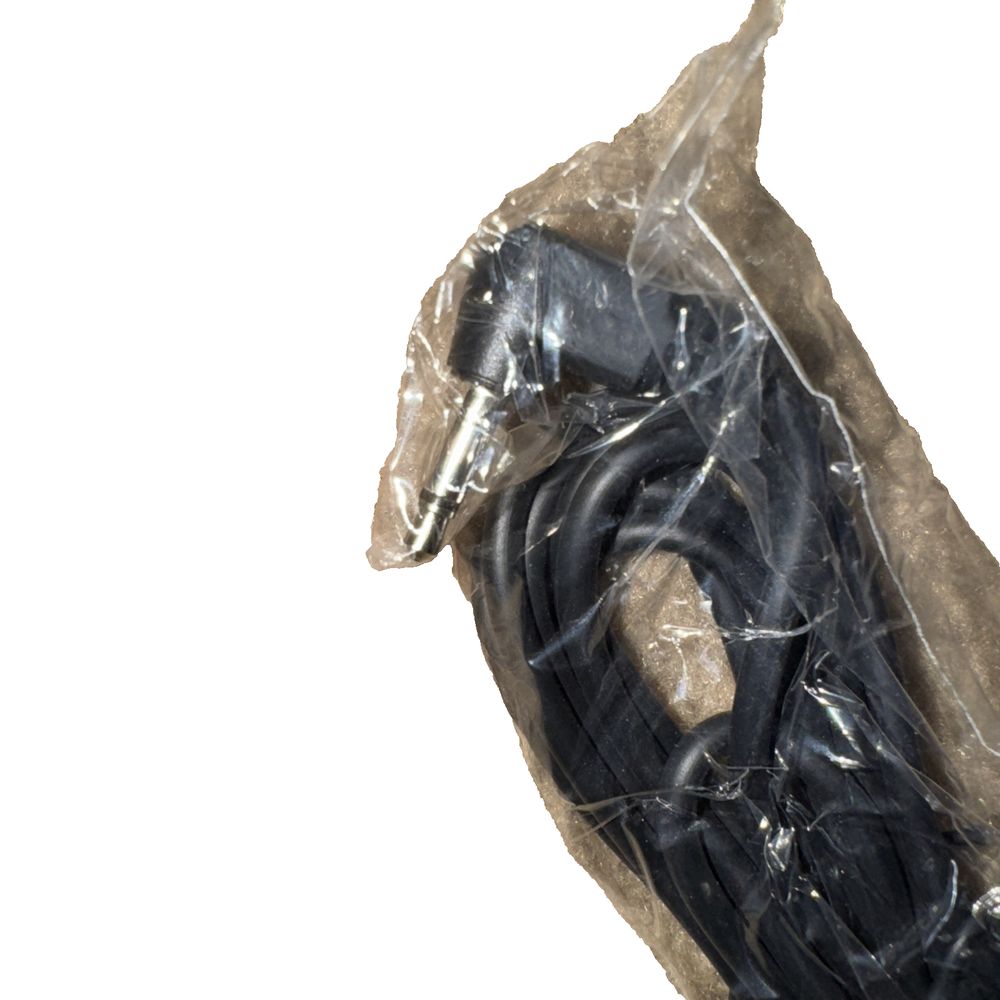 CDM-550/10W External Speaker, Unbranded – a black dog wrapped in plastic