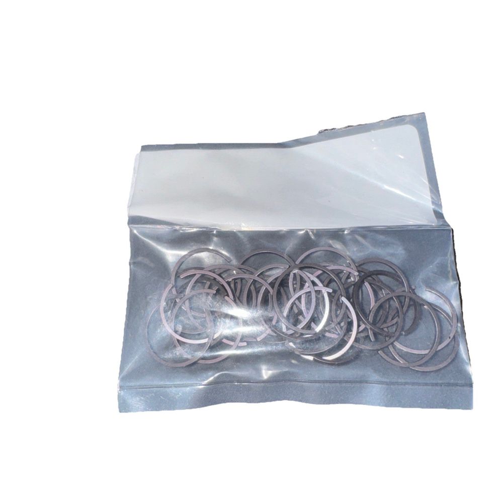 8-A-2051 P/Ring, Gt40, T/E/S Turbo International 30 Pack – a pack of silver colored metal rings