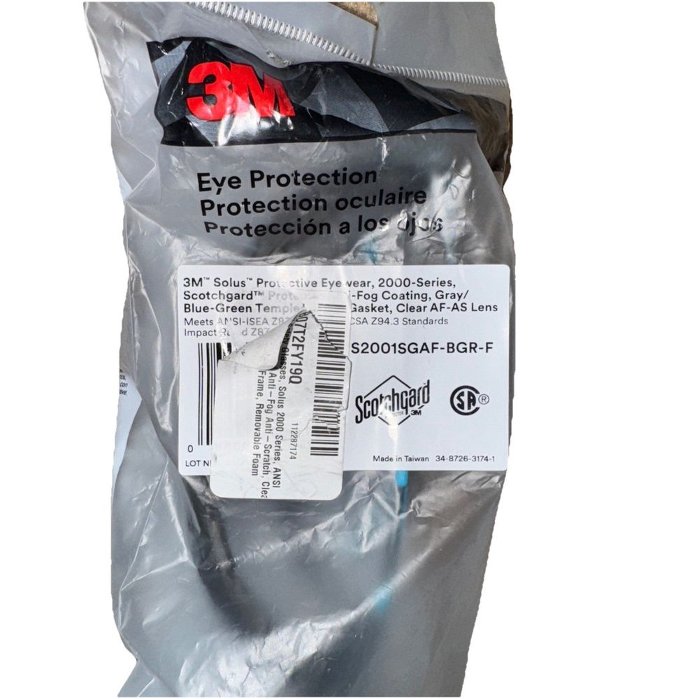 3m Solus Protective Eyewear 2000 Series Scotch Gard Gray/Blue-Green – a bag of plastic bags with a label on it
