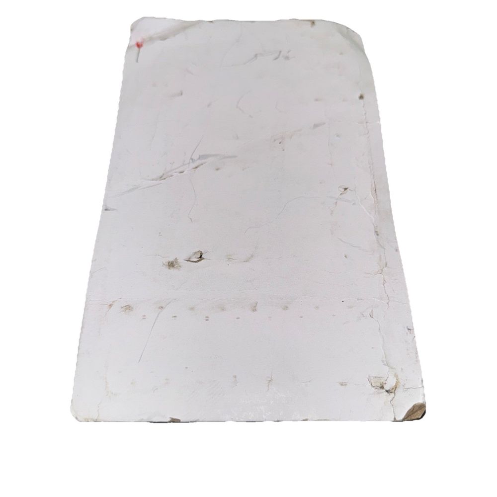 BF026-T Hardware Kit, DaveyDooDeals – a white marble slab with a red dot on the top