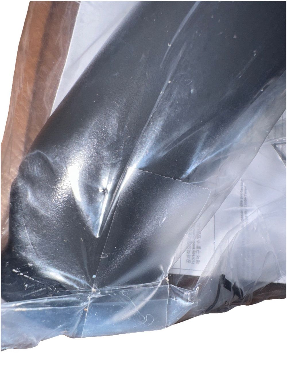 Honeywell Xenon Performance 1950g – a piece of plastic that is covered in plastic