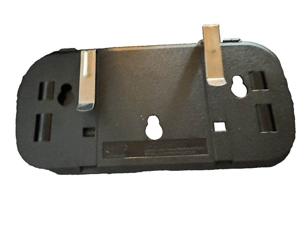 Bell Automotive 22-1-00449-8 Large Lighted Visor Mirror – a black plastic housing with a white background