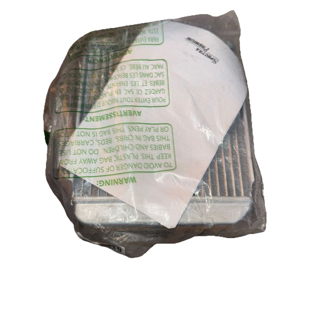 For Ford Ranger 1990 91 92 93 1994 Heater Core | 7.24 In. Length | Aluminum, Unbranded – a piece of plastic with a sticker on it