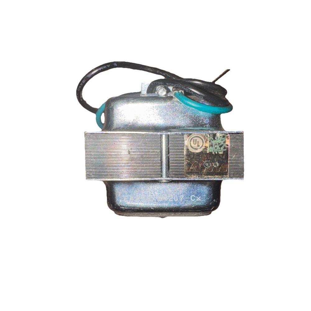 Edwards 599 Class 2 Transformer PRI: 120V 50/60HZ SEC: 24V 40VA E4295 24207 CX – a small motor with a small motor on the front