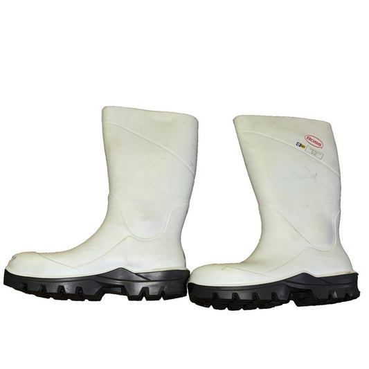 Boss White Rain Boots Size 9 F2413-18 Steel Toe – a pair of white rubber boots with black soles