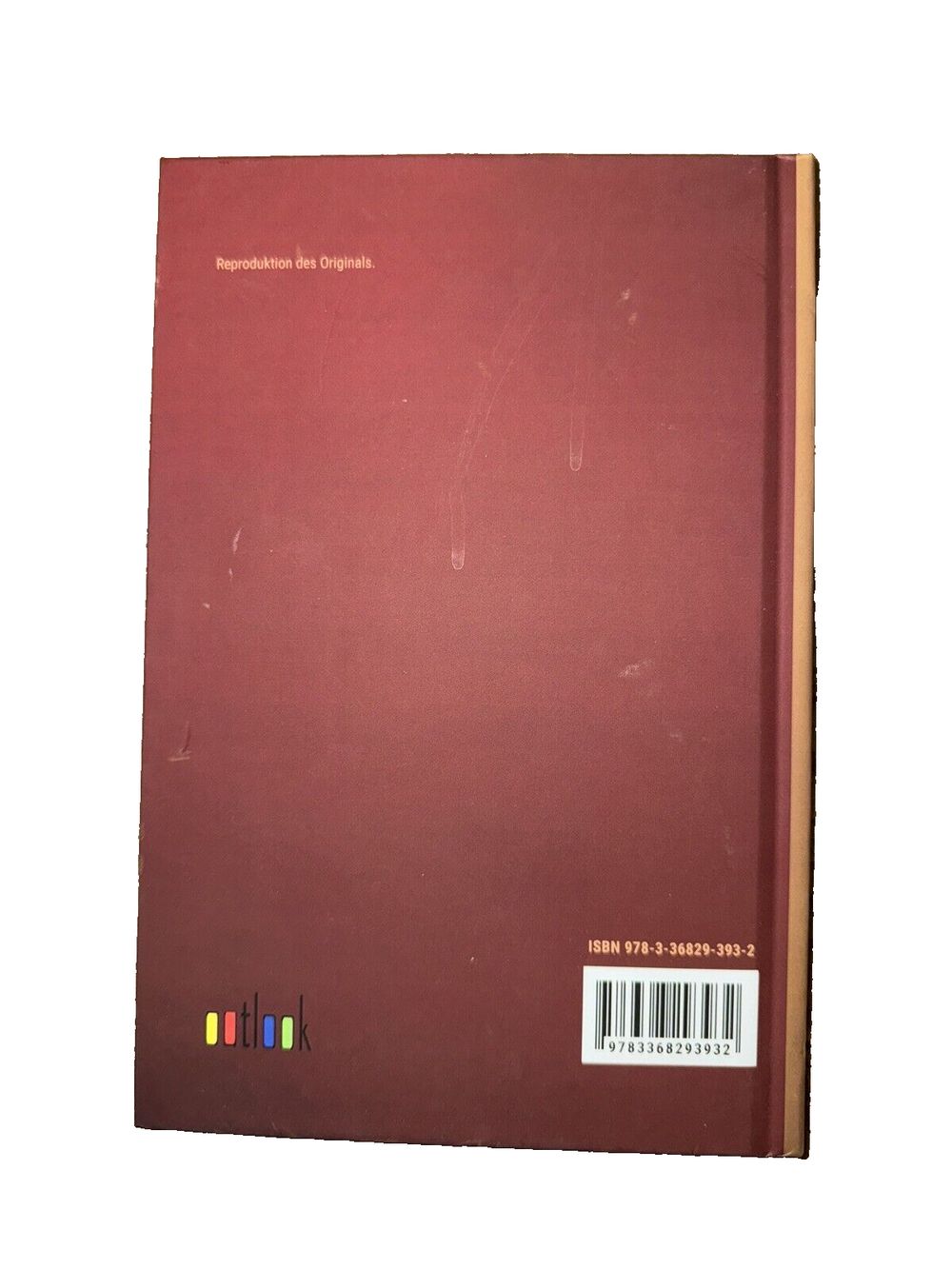 Der Zwergenwald und andere Mrchen: in Grodruckschrift, DaveyDooDeals – a red hardcover book with a white background